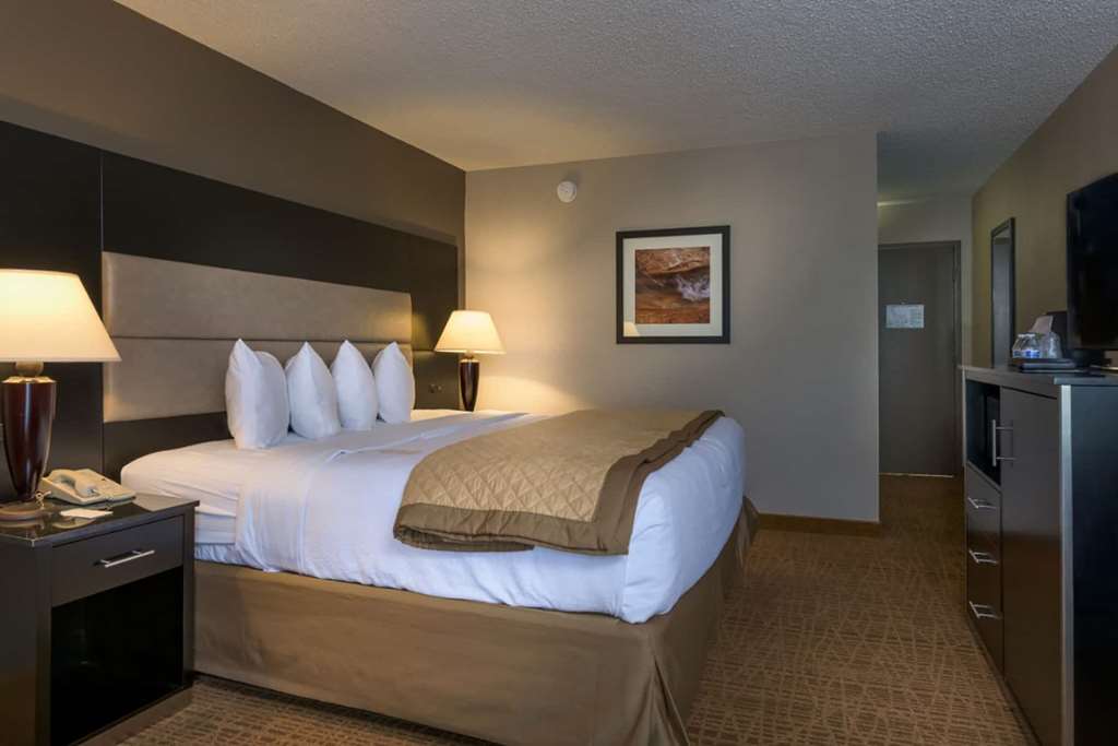Ramada by Wyndham Boise - Tap to explore photos
