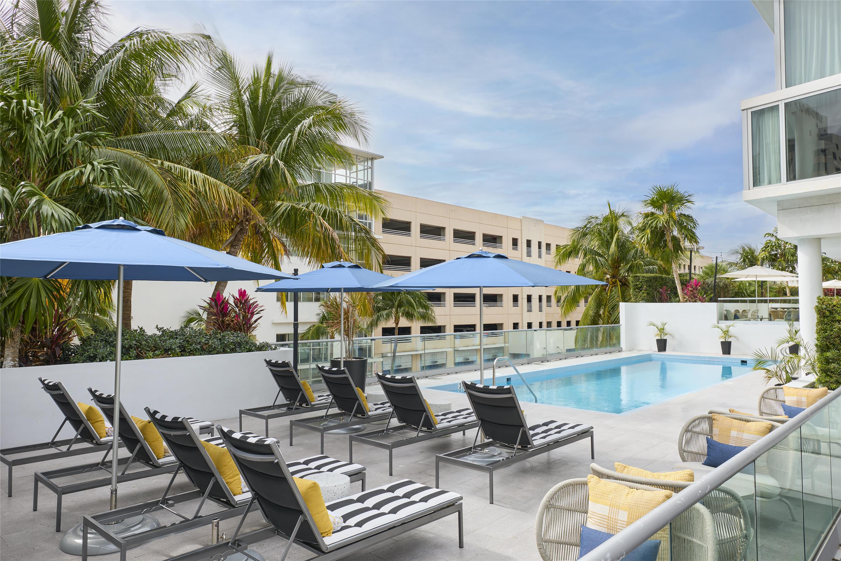 Pool | Hyatt Centric South Beach Miami
