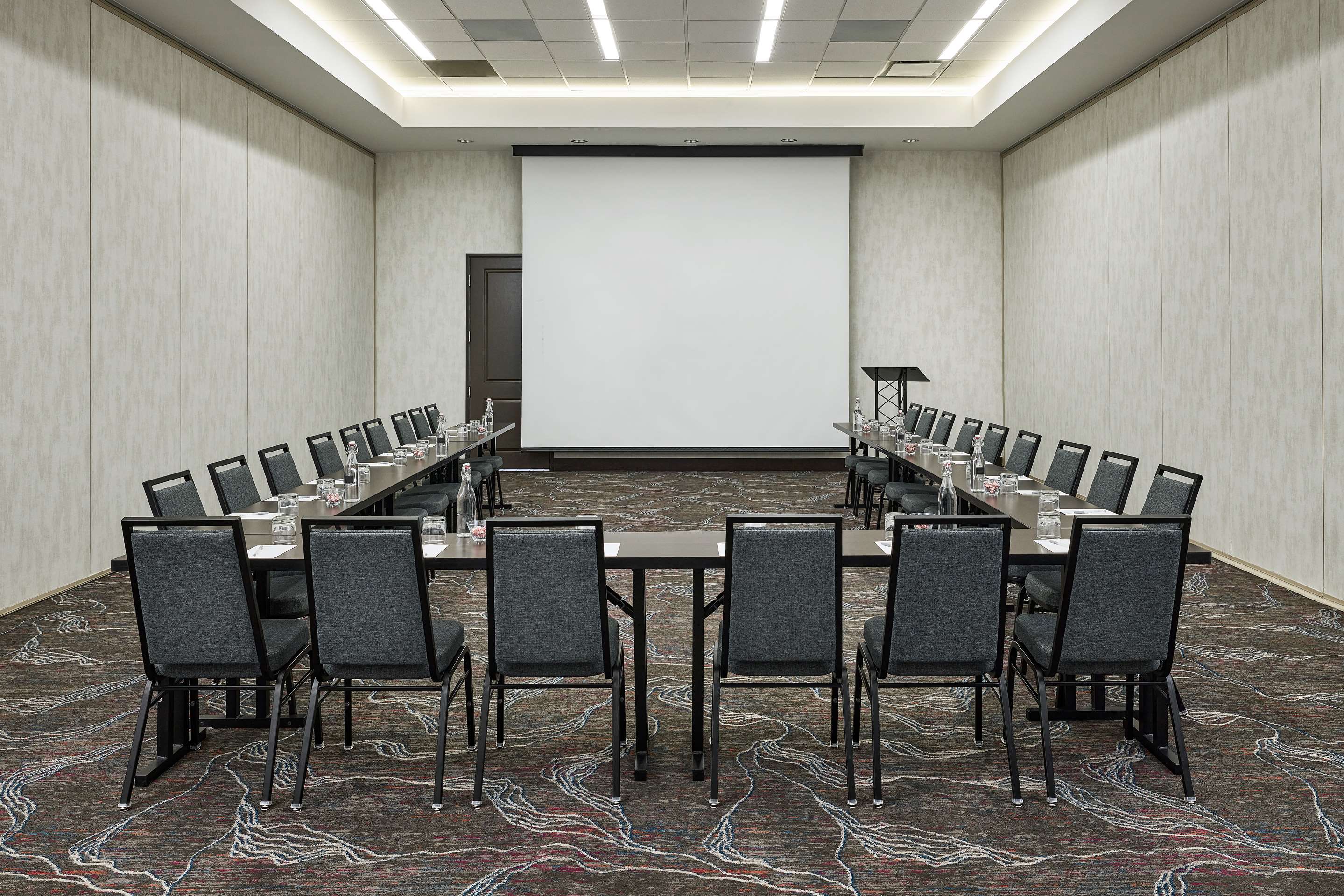 Meeting Room | Hilton Garden Inn Nashville Downtown/Convention Center