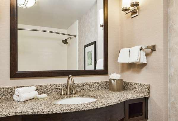  - Hilton Garden Inn Downtown Nashville