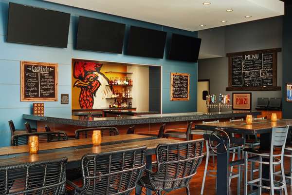 Bar - Hilton Garden Inn Downtown Nashville