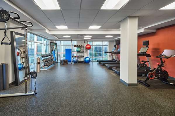 Fitness/ Exercise Room - Hilton Garden Inn Downtown Nashville