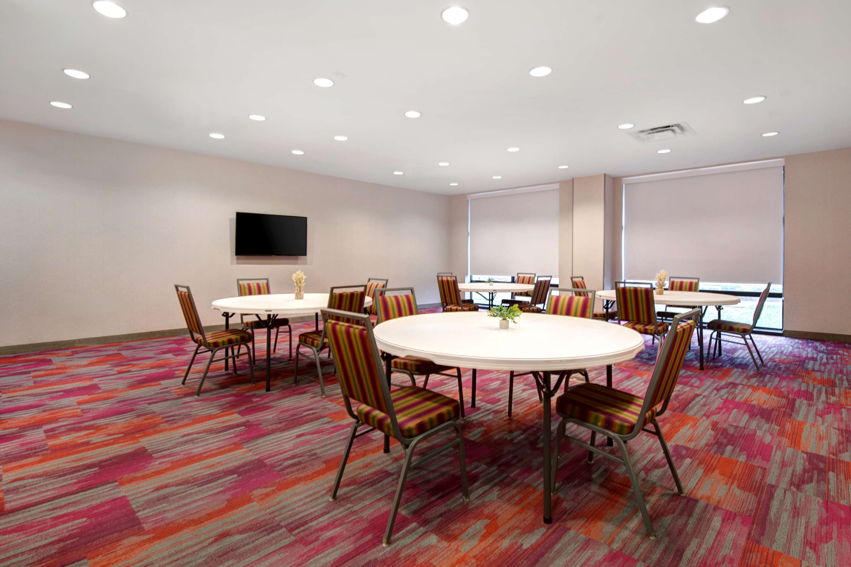 Meeting Room | Home2 Suites by Hilton Tuscaloosa Downtown University Blvd