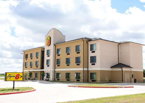 Exterior view - Super 8 Hotel Stanton - I-20, Exit 156