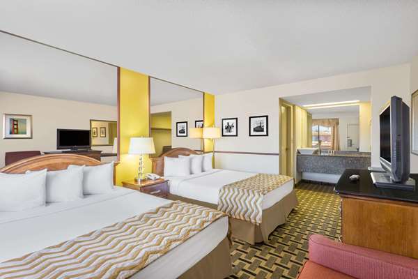  - Travelodge Reno - I-80, Exit 13