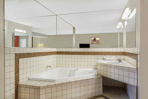 Suite - Travelodge Reno - I-80, Exit 13