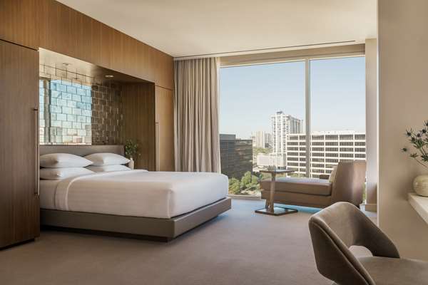 Suite - Hyatt Regency Hotel Galleria Houston