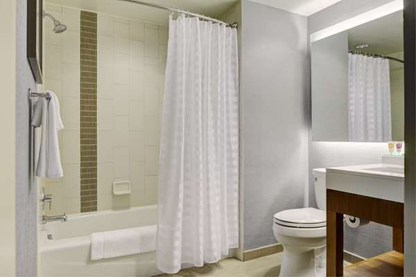  - Hyatt Place Hotel Yonkers - I-87, Exit 4