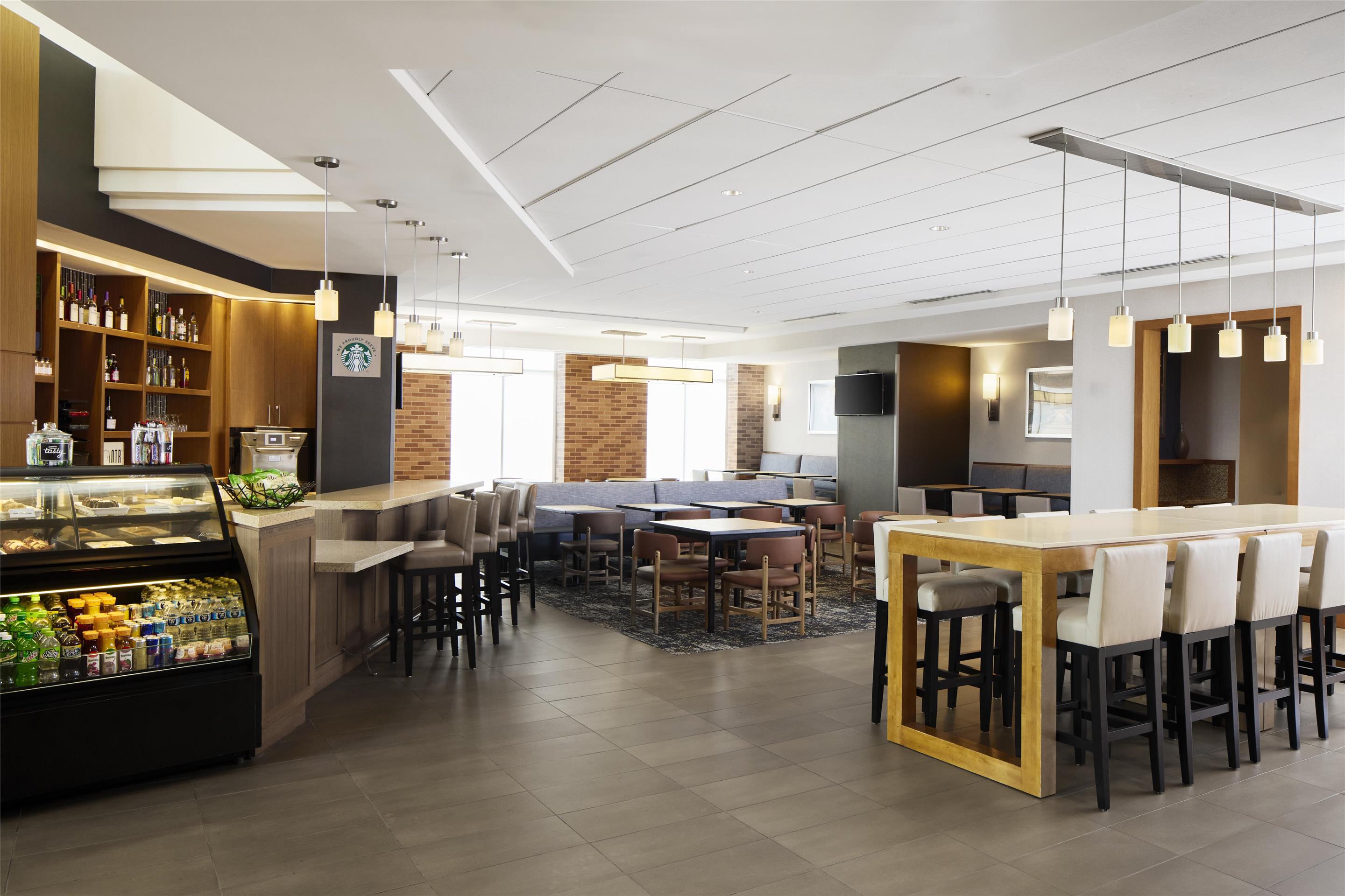 Restaurant | Hyatt Place New York/Yonkers
