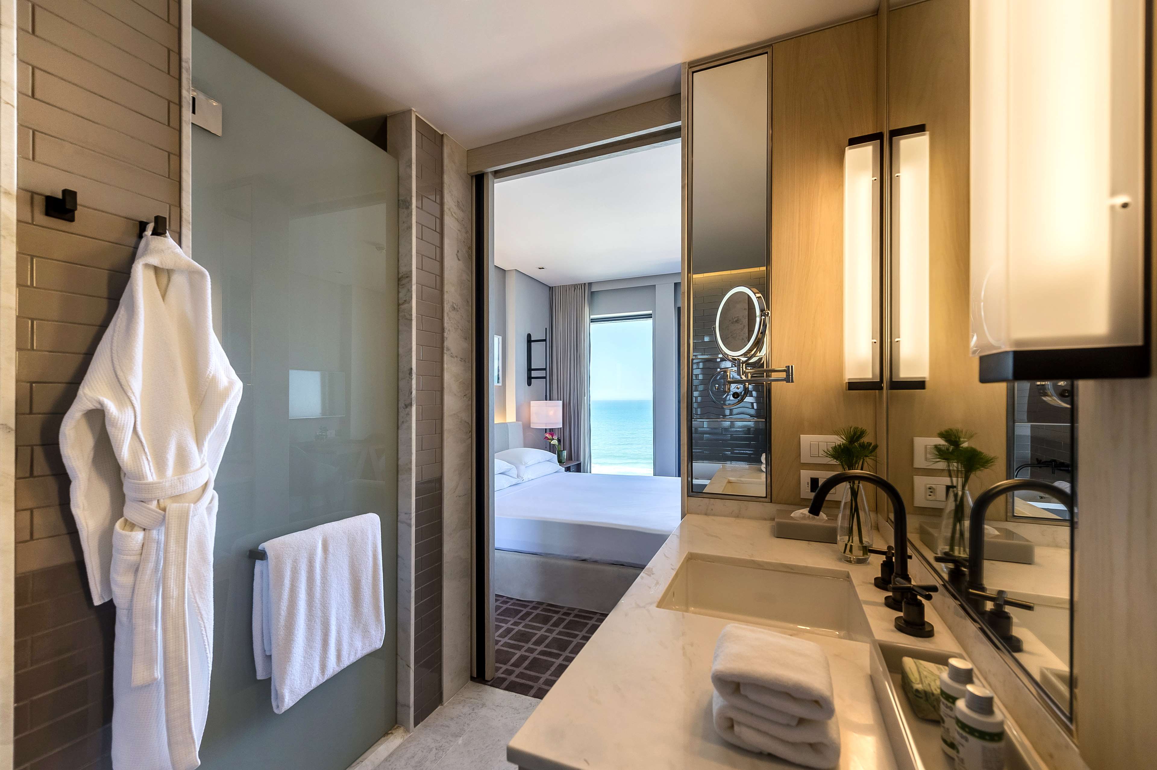 Grand Hyatt Rio De Janeiro Room Type - 1 KING BED WITH OCEAN VIEW