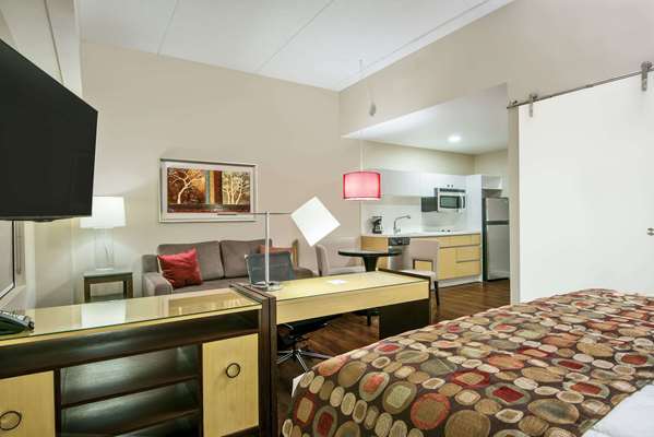 Suite - Hawthorn Suites by Wyndham McAllen