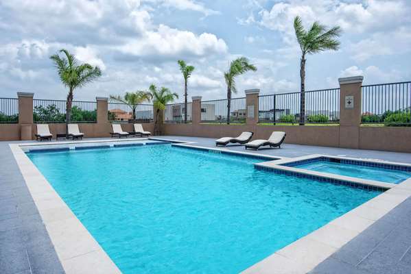 Pool - Hawthorn Suites by Wyndham McAllen
