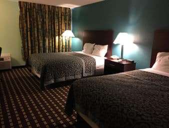  - Days Inn Fort Wright - I-71 & I-75, Exit 189