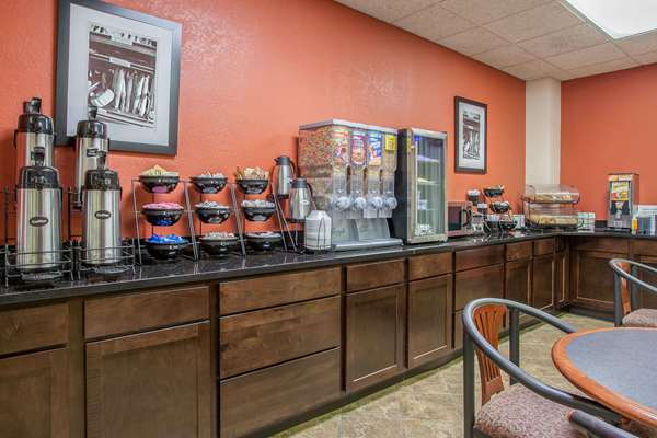  - Days Inn & Suites Mt Pleasant