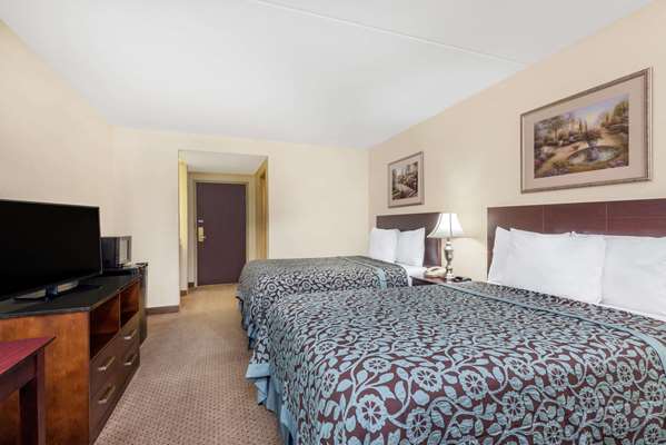  - Days Inn Indianapolis - I-69, Exit 201