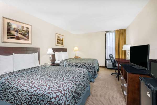  - Days Inn Indianapolis - I-69, Exit 201