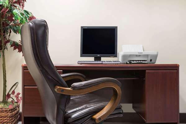 Conference Area - Days Inn Indianapolis - I-69, Exit 201