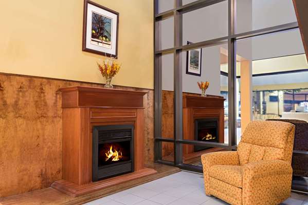  - Days Inn Indianapolis - I-69, Exit 201