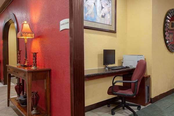 Conference Area - Ramada Hotel Davenport - I-4, Exit 55