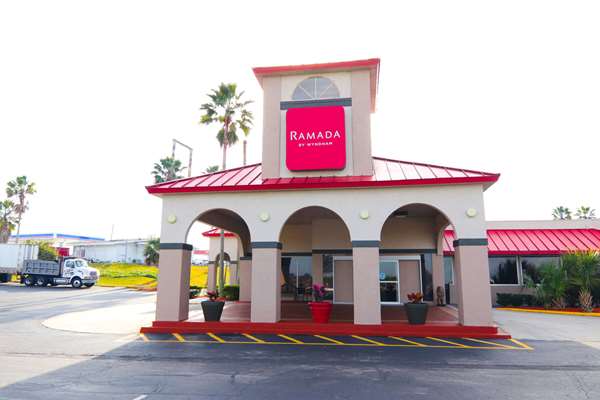 Exterior view - Ramada Hotel Davenport - I-4, Exit 55