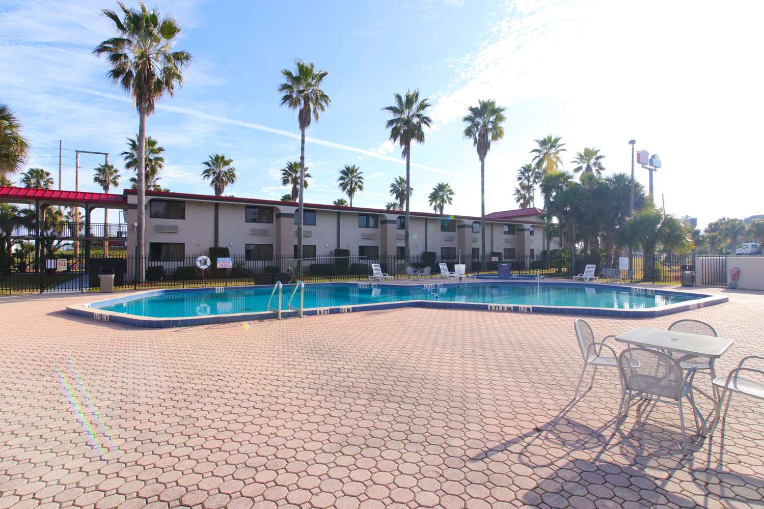 Ramada Hotel Davenport I4, Exit 55, FL See Discounts