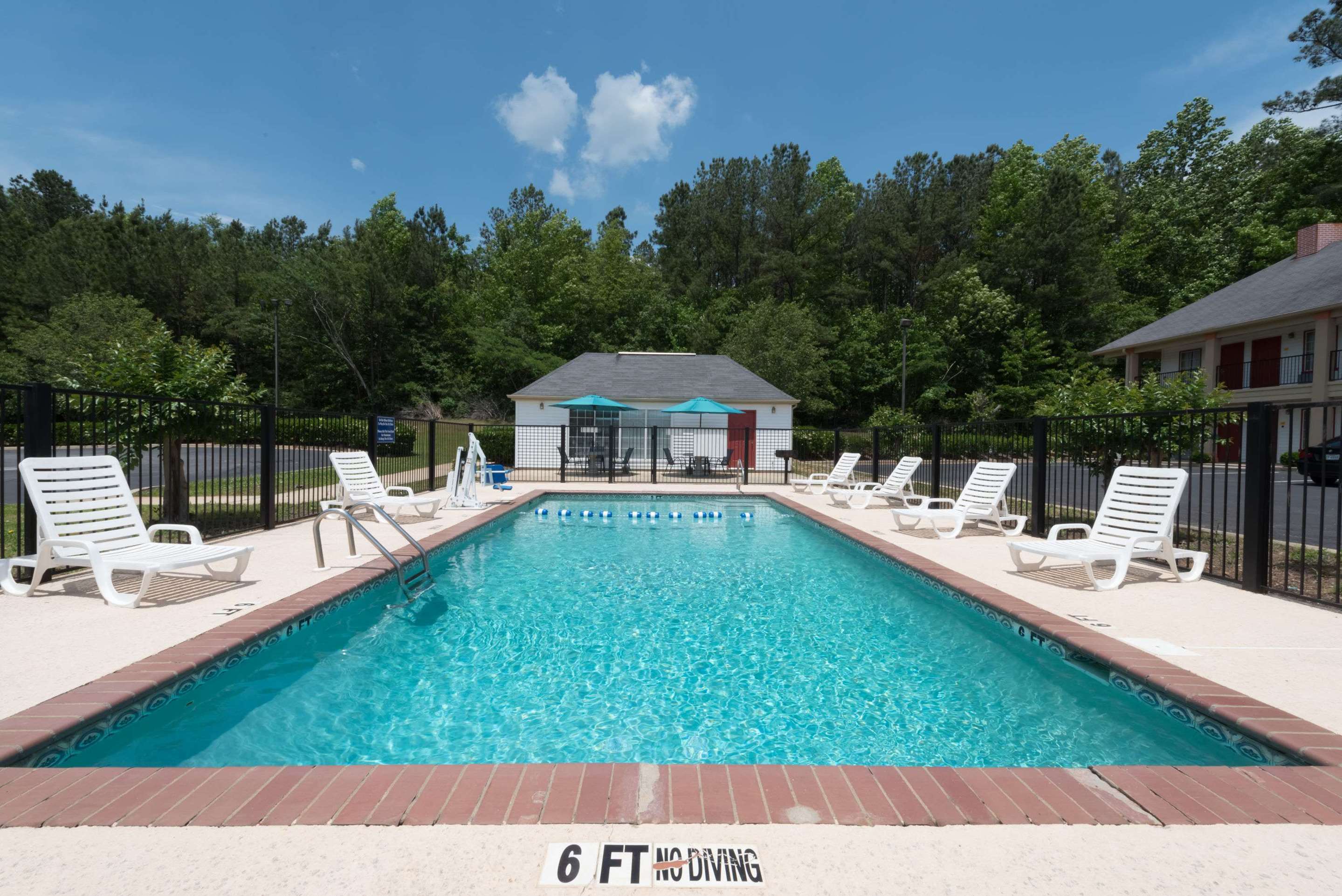 Pool | Super 8 by Wyndham Alexander City