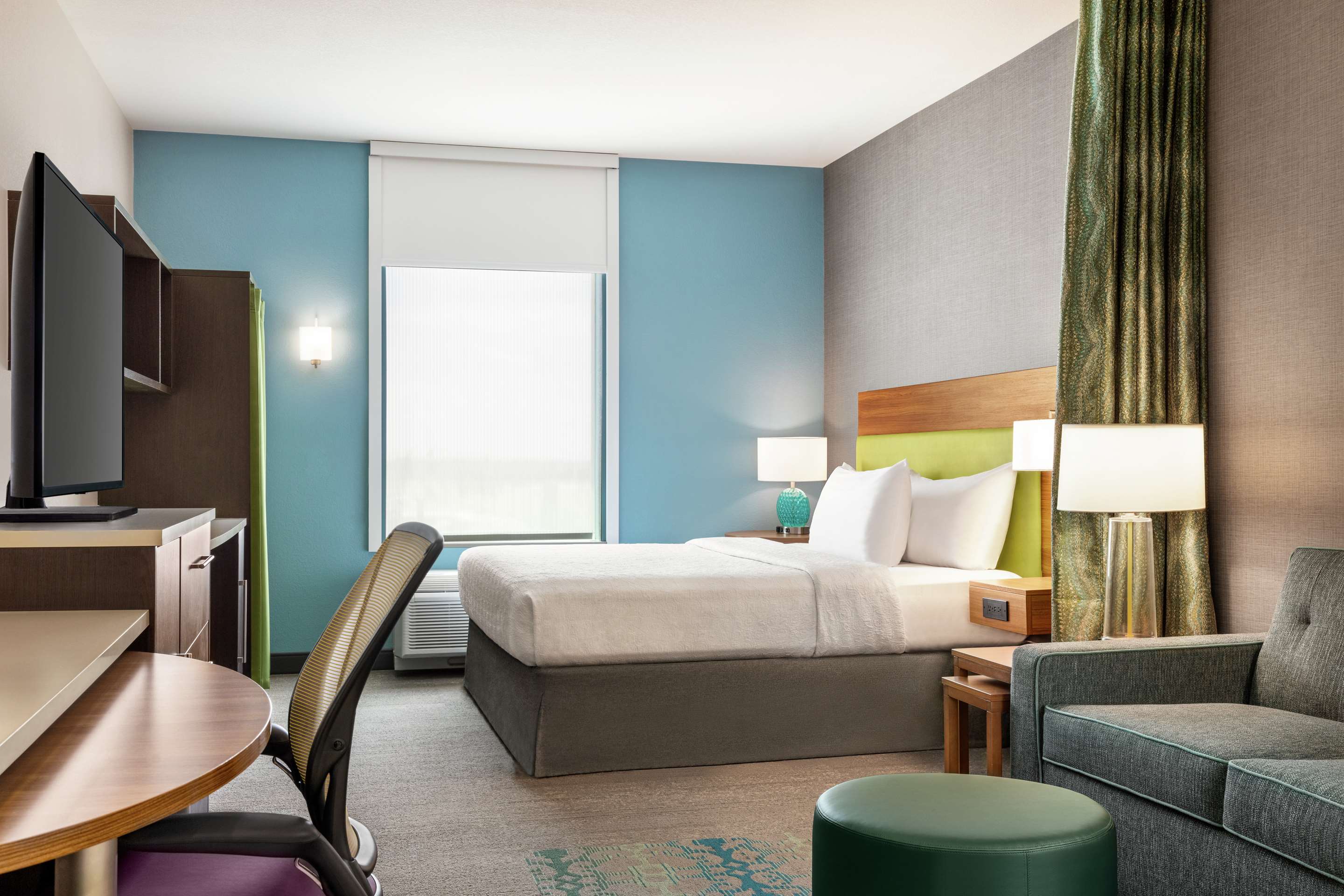 Guest room
