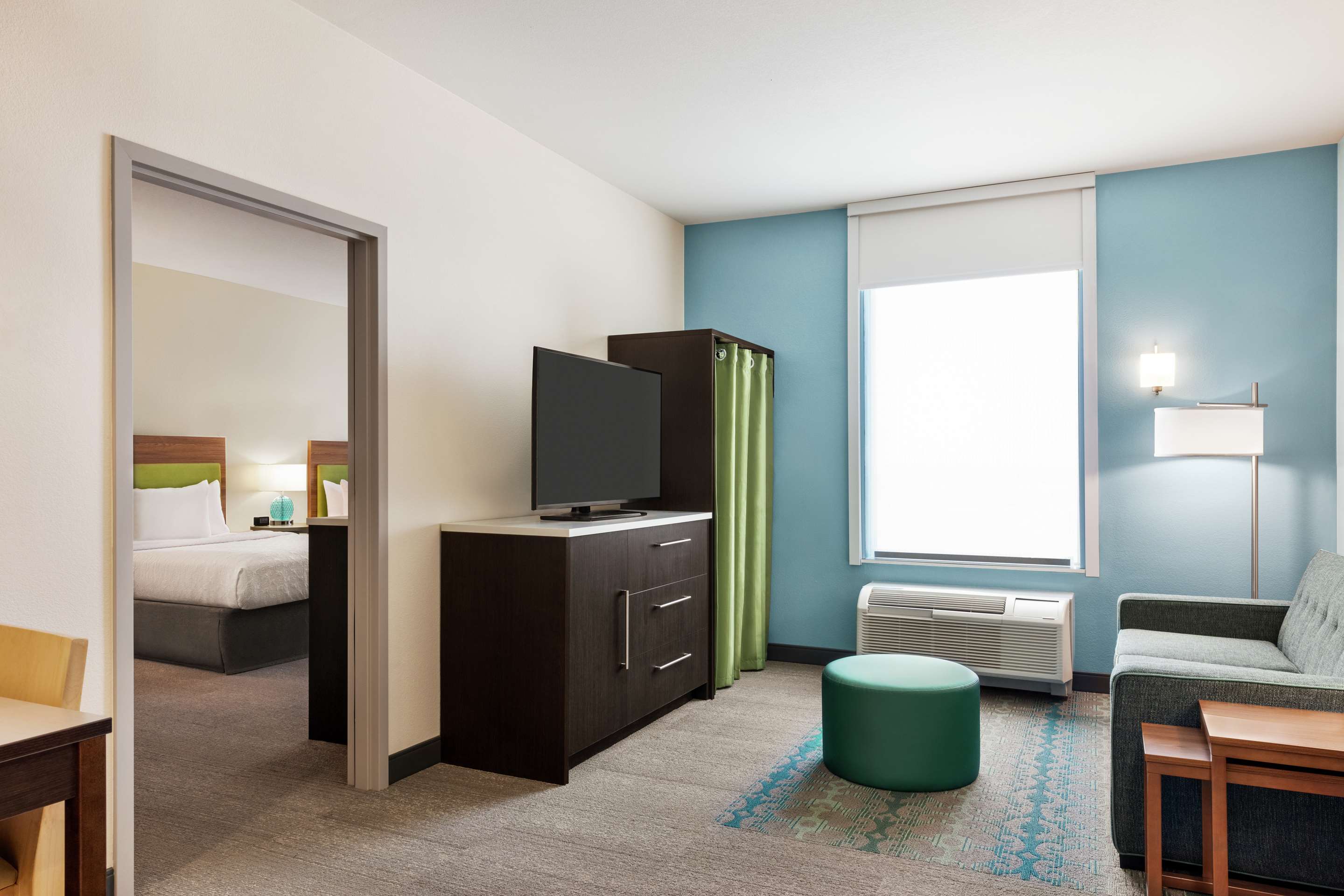 Guest room
