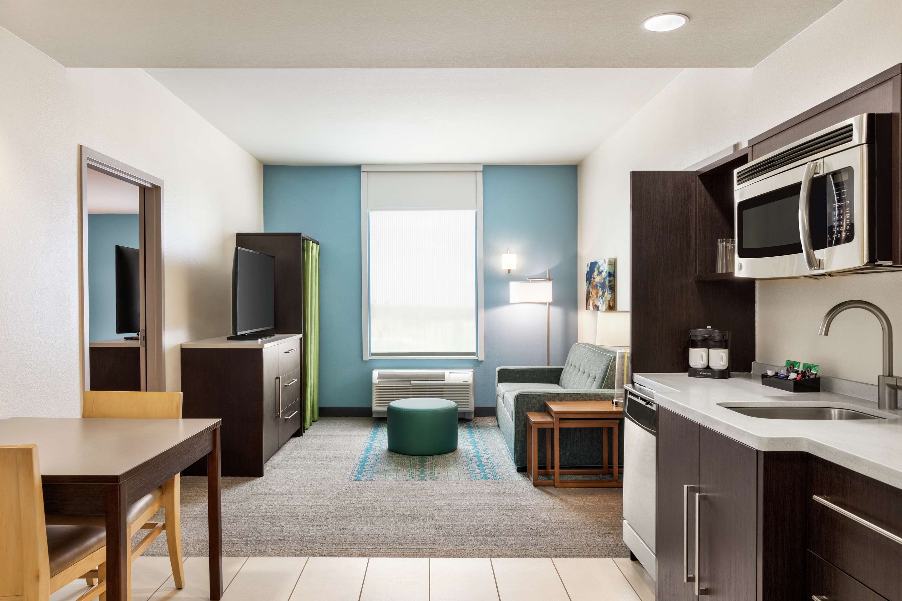 Guest room