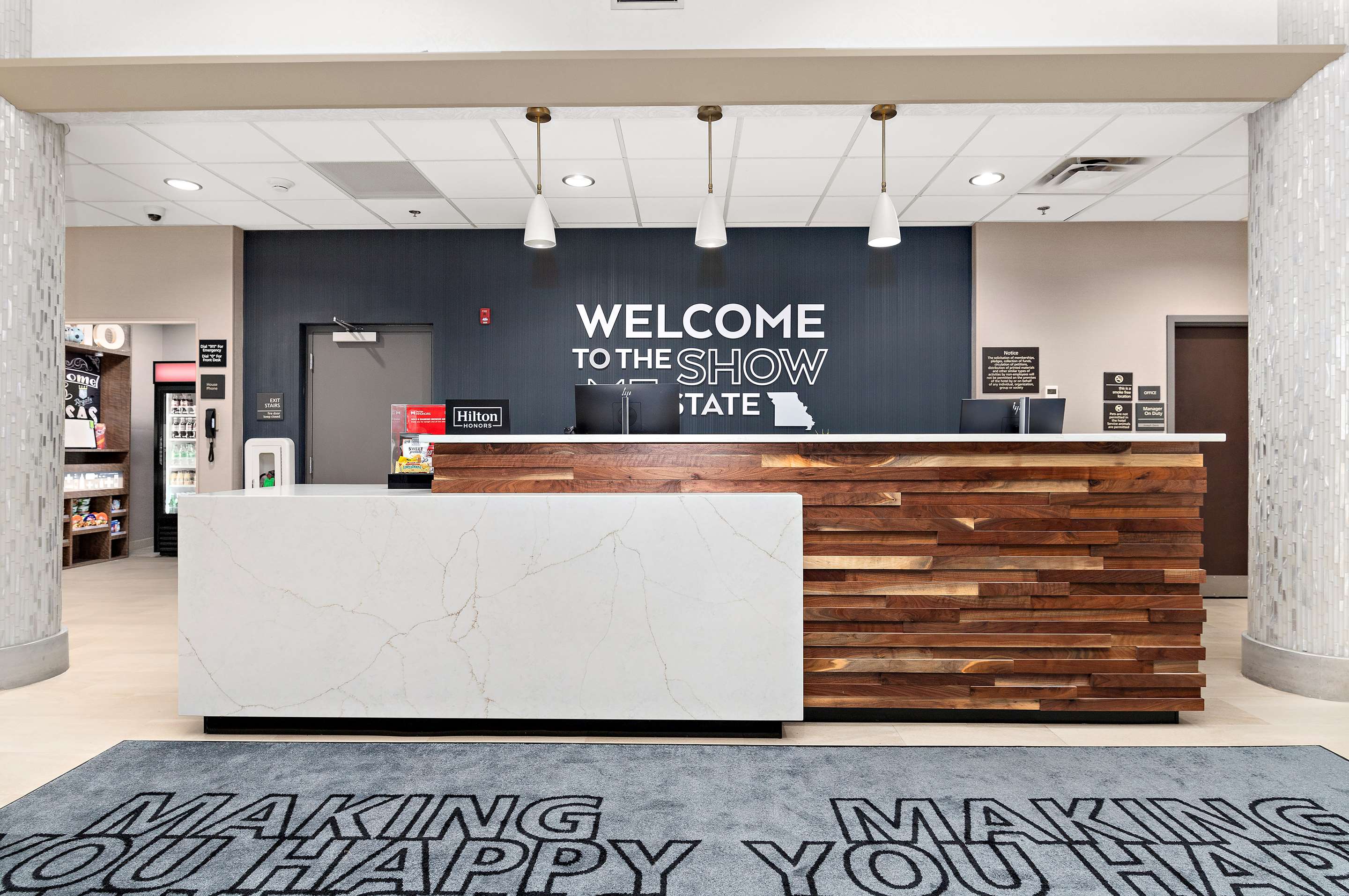 Reception | Hampton Inn Kansas City/Downtown Financial District