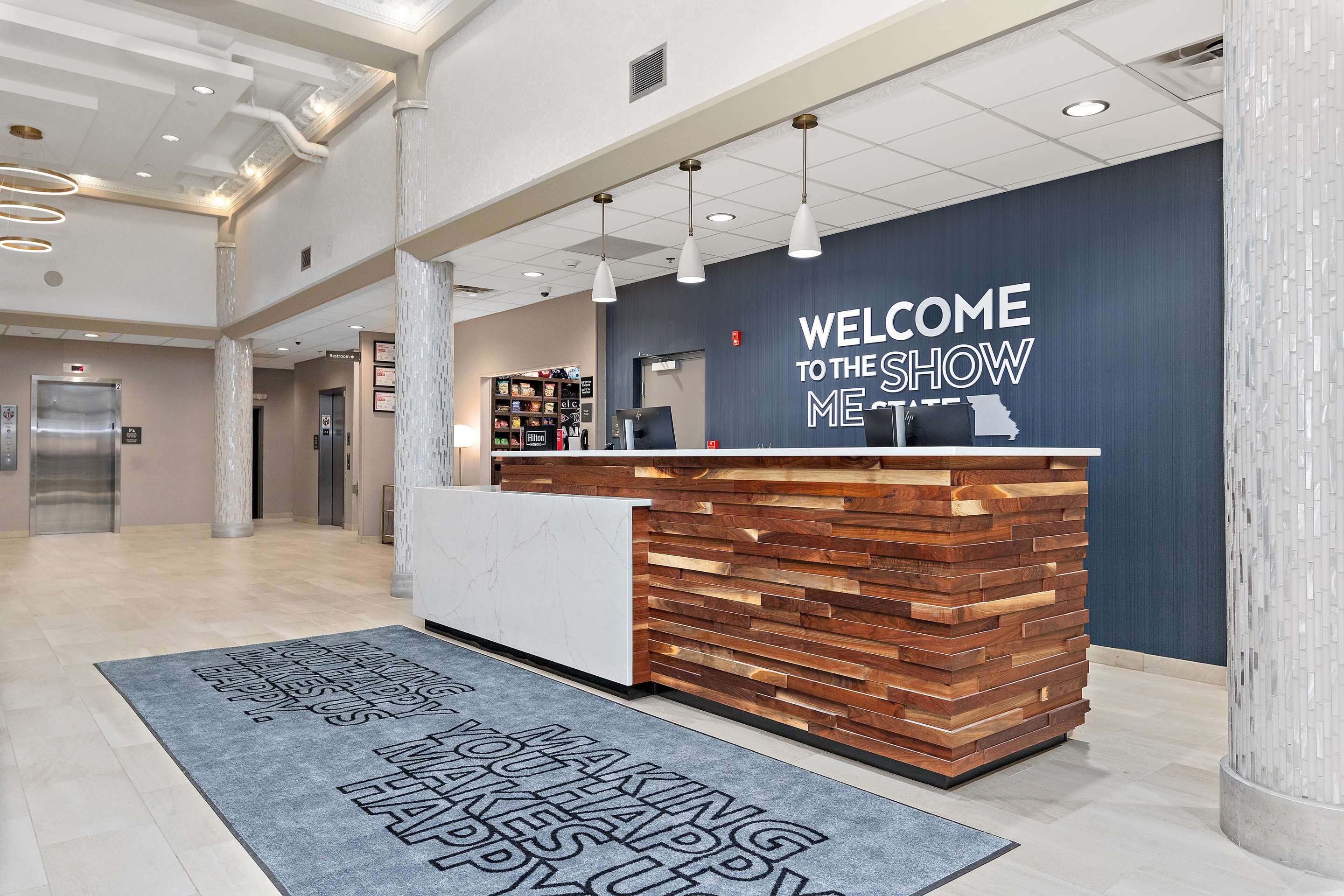 Reception | Hampton Inn Kansas City/Downtown Financial District