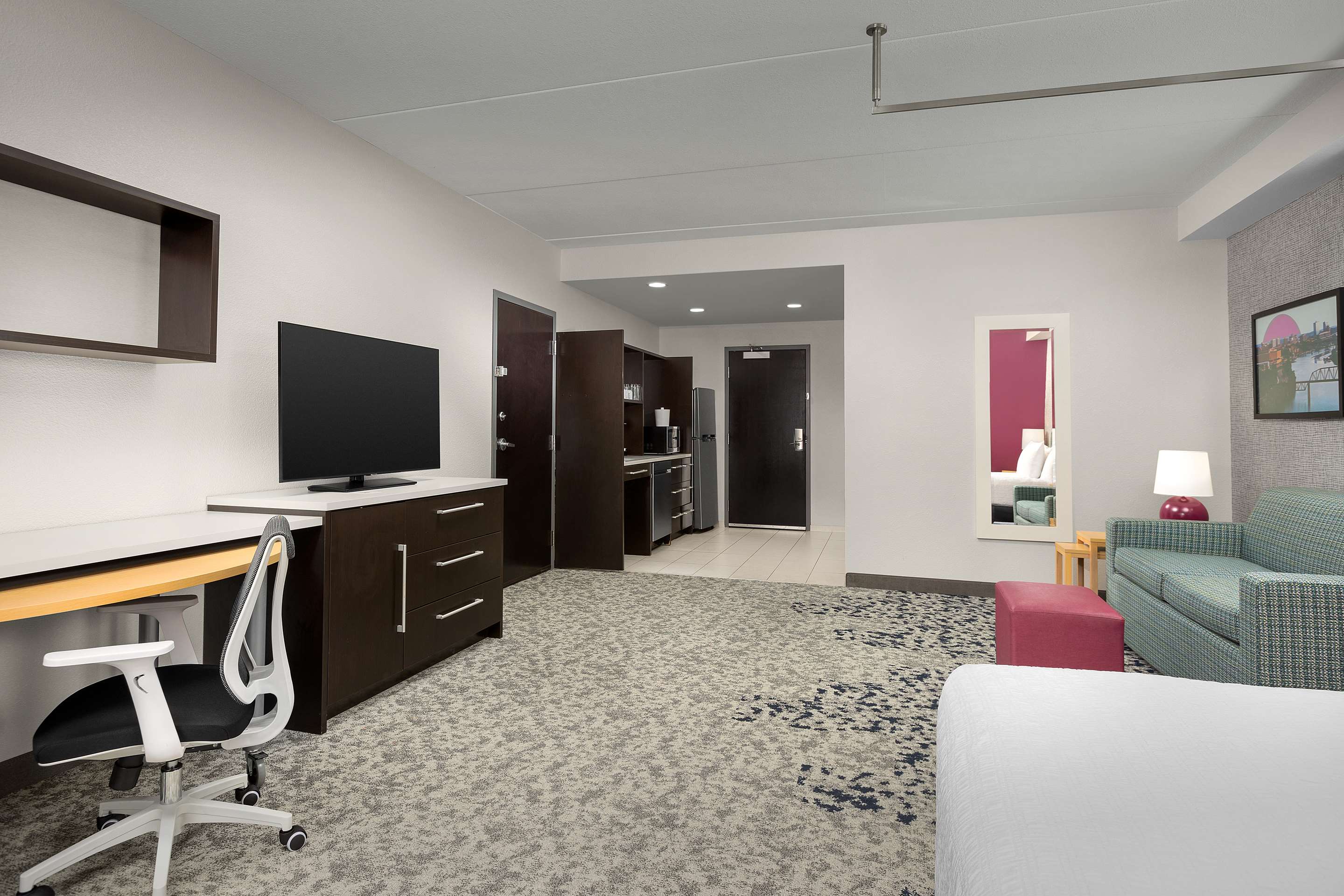 Guest room