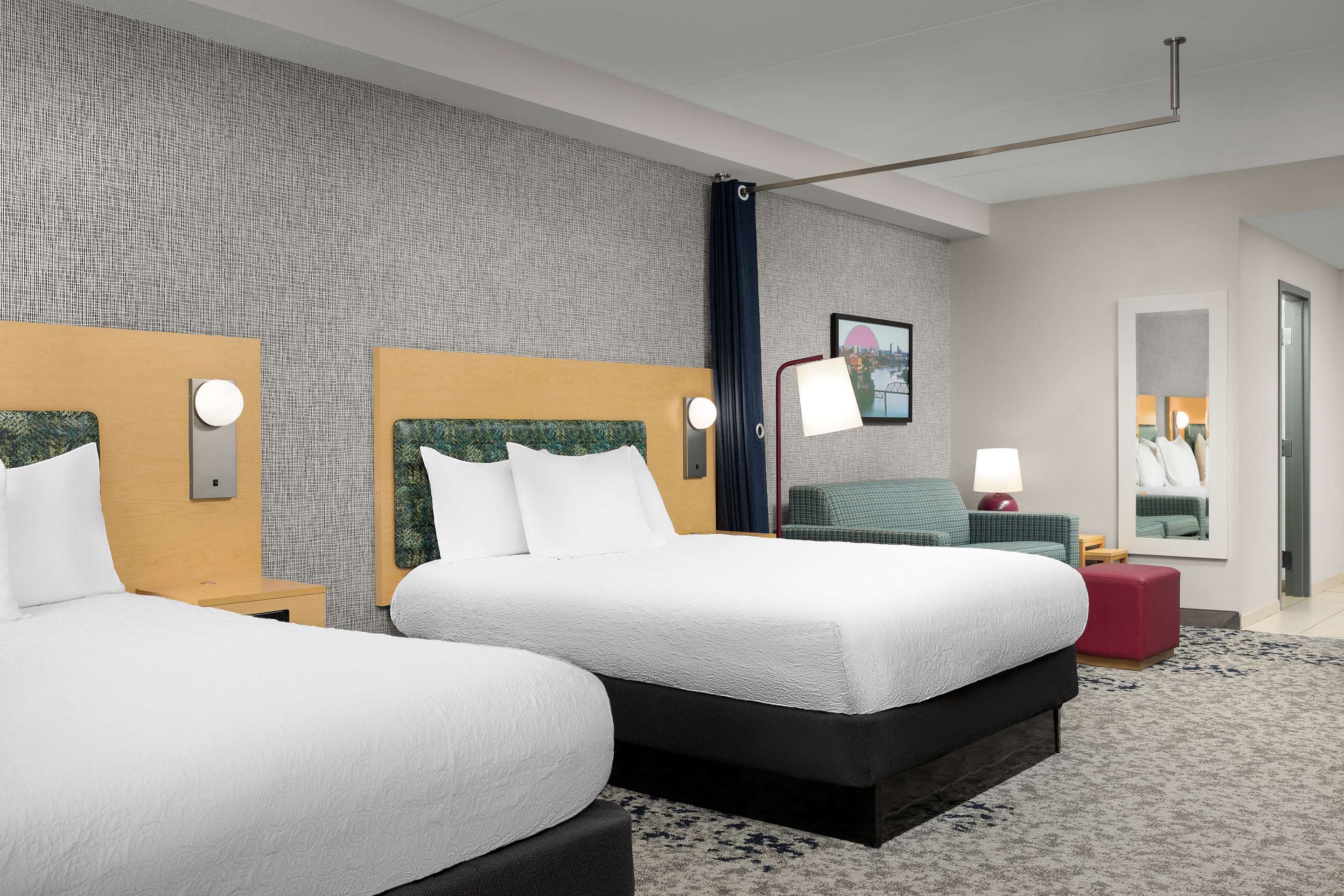 Guest room