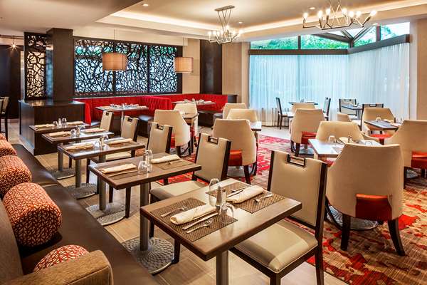 Restaurant - DoubleTree by Hilton Largo - I-95 & I-495, Exit 17