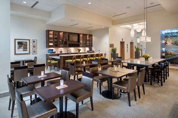 Restaurant - Hilton Garden Inn North Loop Chicago