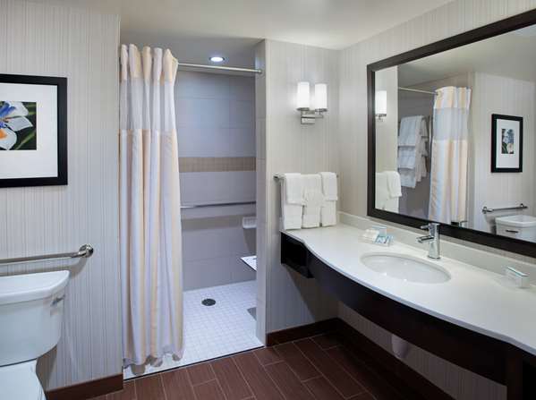  - Hilton Garden Inn North Loop Chicago