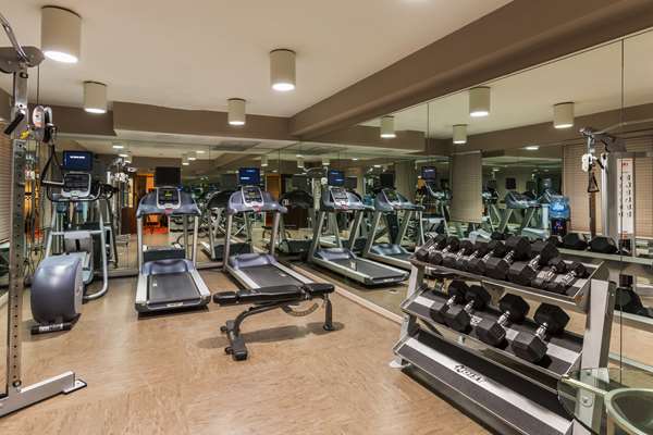 Fitness/ Exercise Room - Sam Houston Hotel Downtown Houston - I-10, Exit 769A & 769B