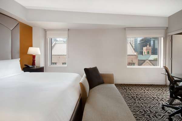  - Sam Houston Hotel Downtown Houston - I-10, Exit 769A & 769B