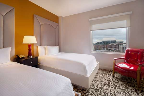  - Sam Houston Hotel Downtown Houston - I-10, Exit 769A & 769B