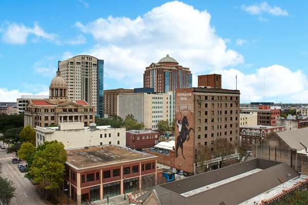 Exterior view - Sam Houston Hotel Downtown Houston - I-10, Exit 769A & 769B