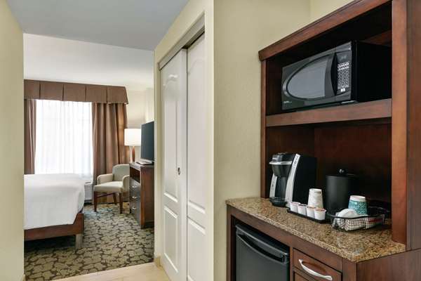  - Hilton Garden Inn Wallingford - I-91, Exit 15
