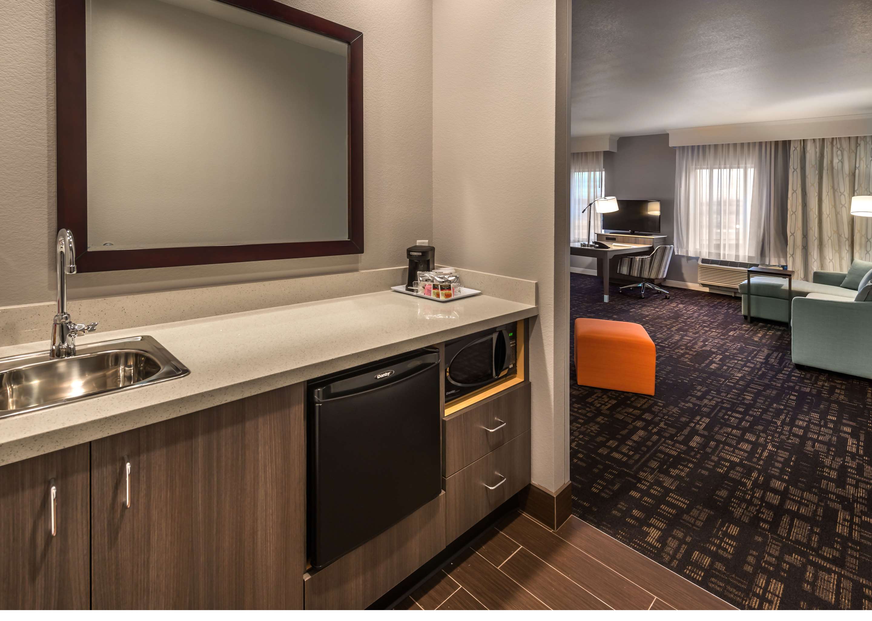 Guest room