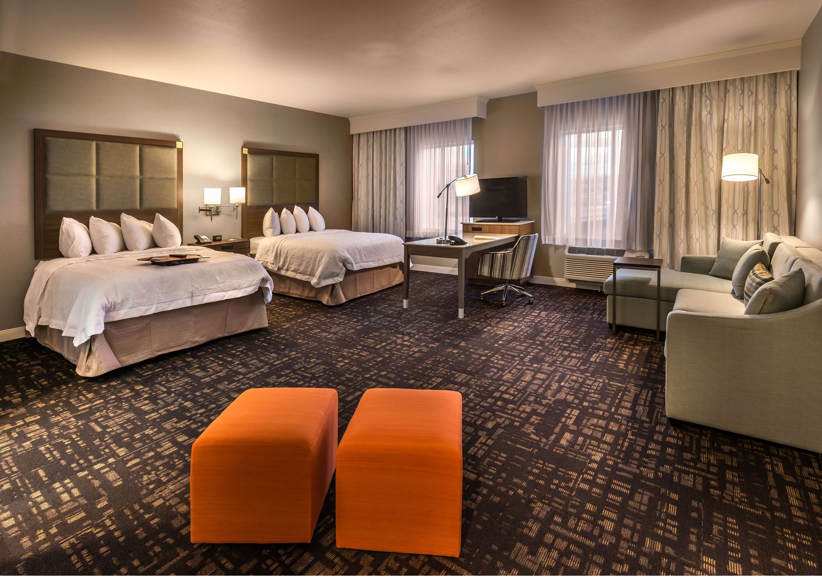 Guest room
