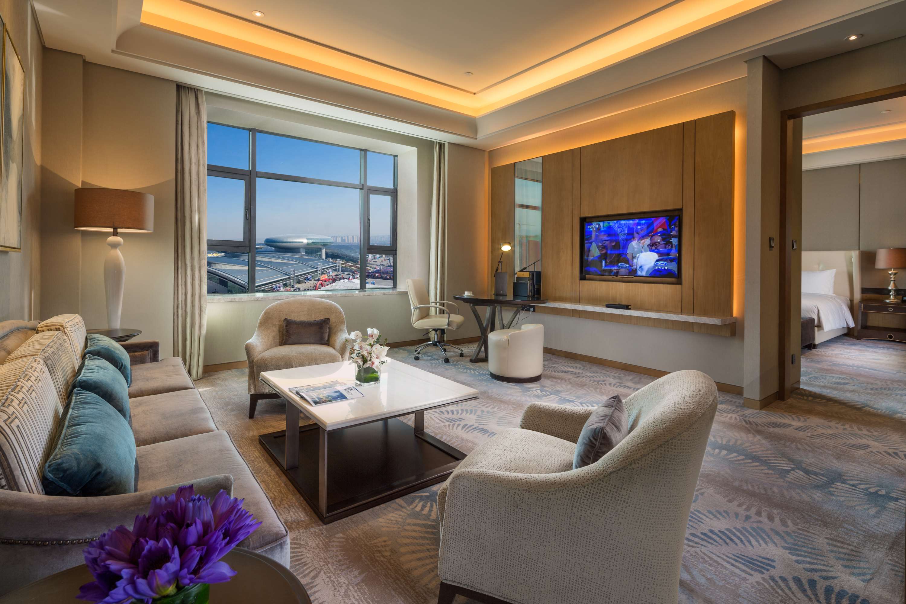 Hilton Urumqi Room Type - DELUXE ONE BEDROOM SUITE