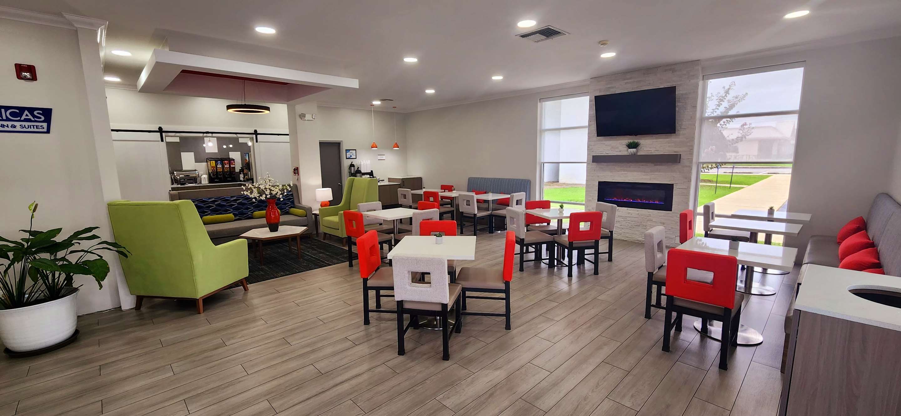 ABVI Foley Gulf Shores breakfast area | Americas Best Value Inn & Suites Foley Gulf Shores