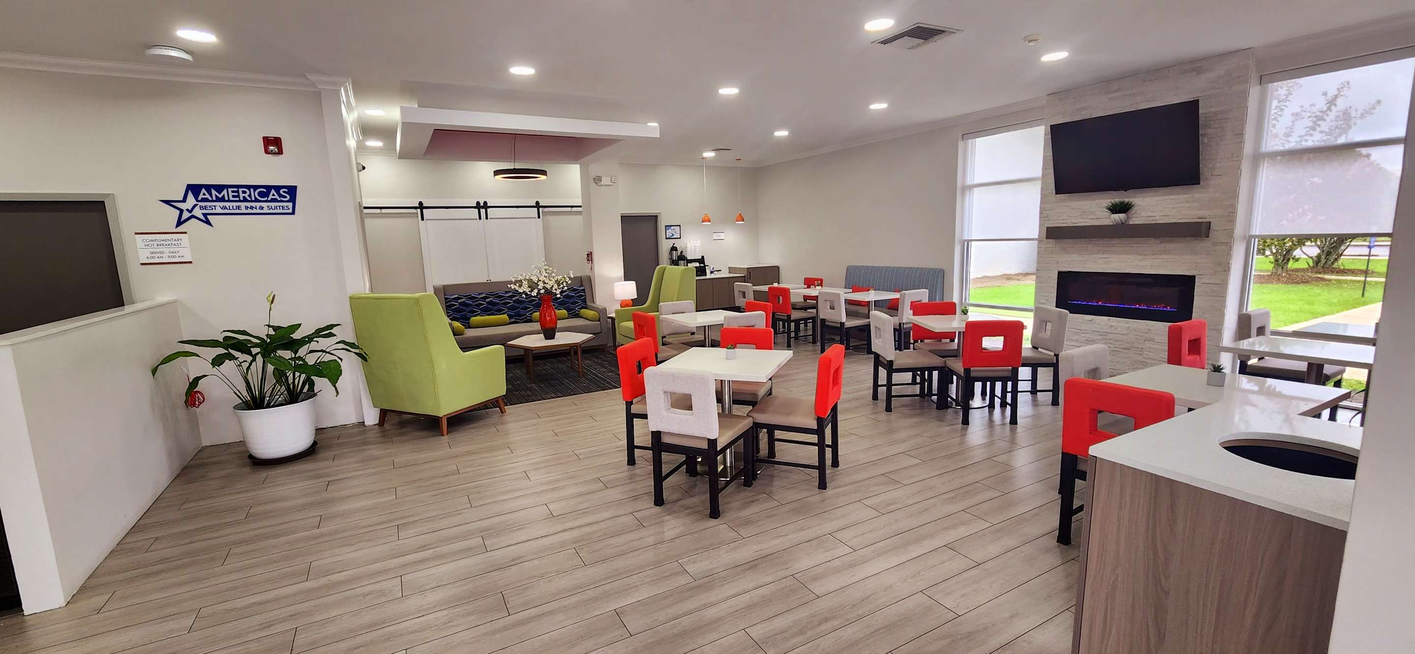 ABVI Foley Gulf Shores Lobby amp Breakfast Area | Americas Best Value Inn & Suites Foley Gulf Shores