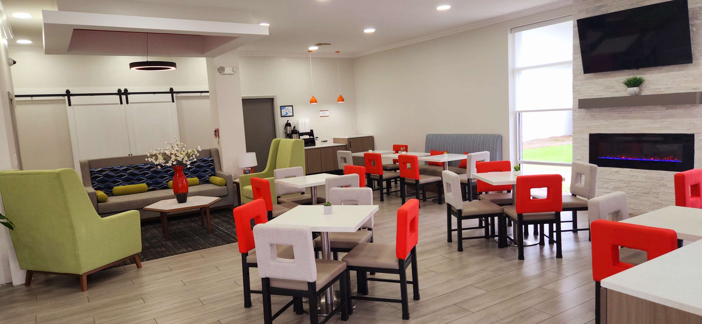 ABVI Foley Gulf ShoresABVI Foley Gulf Shores breakfast area | Americas Best Value Inn & Suites Foley Gulf Shores
