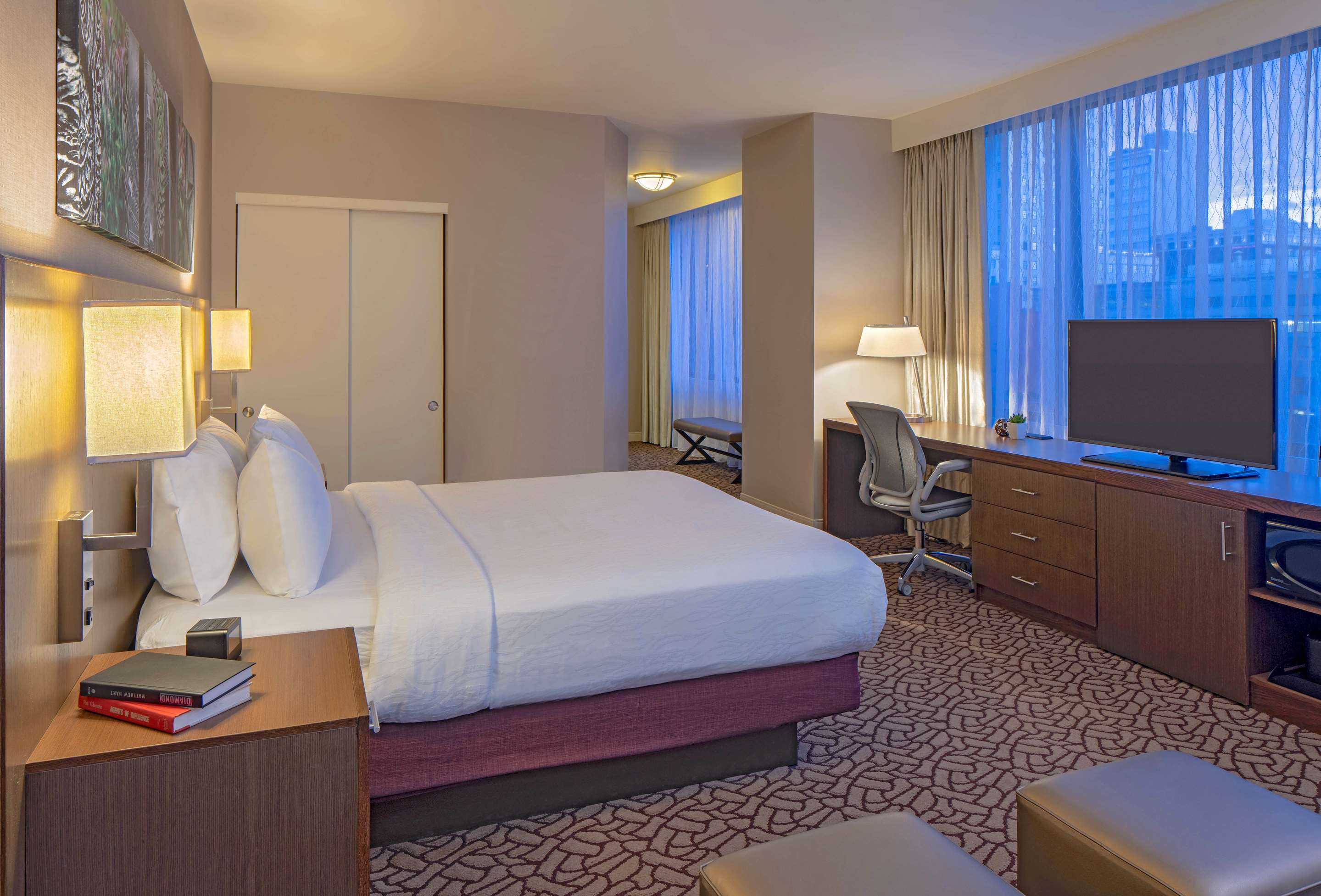 Guest room
