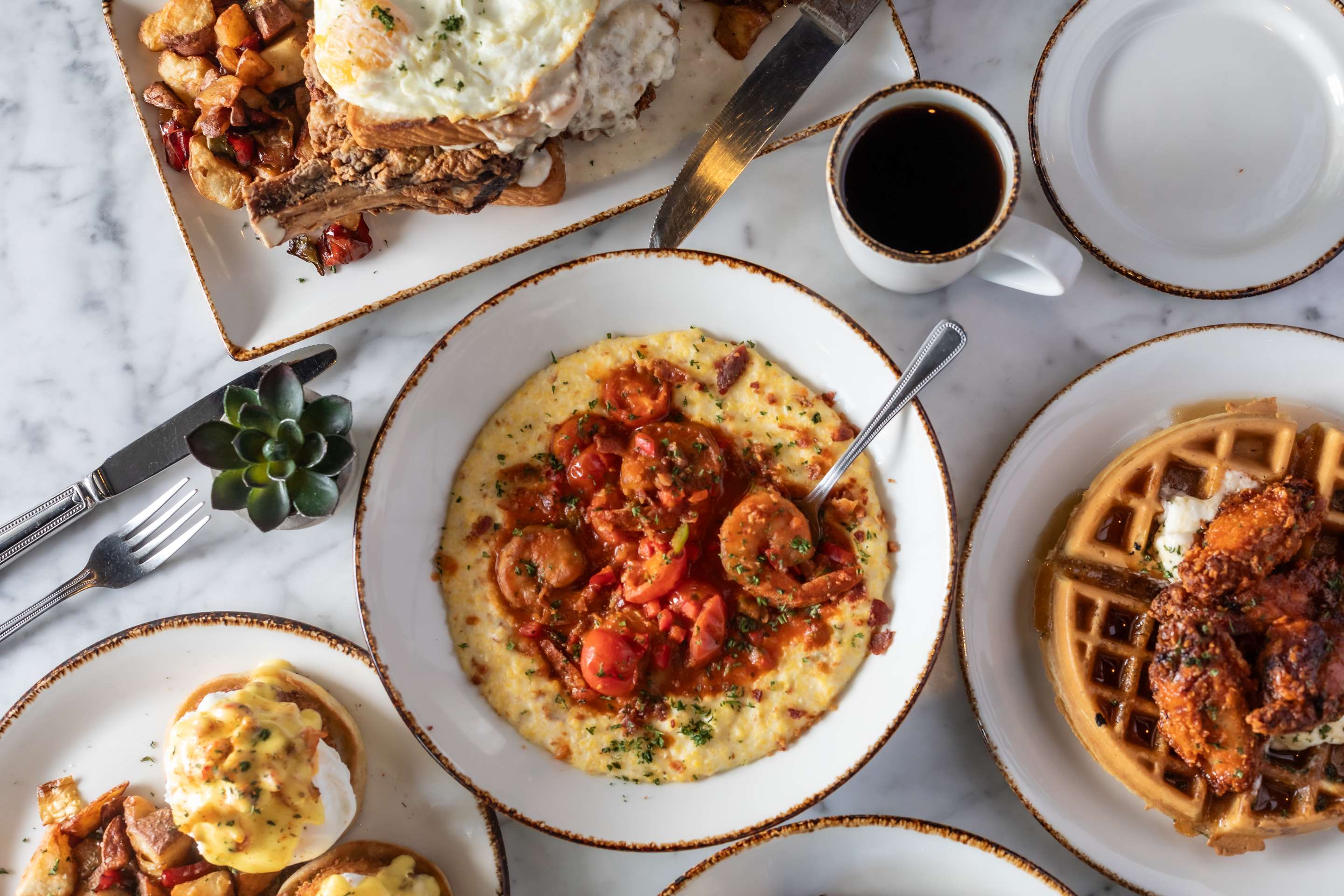 Restaurant | Hilton Garden Inn Downtown Dallas