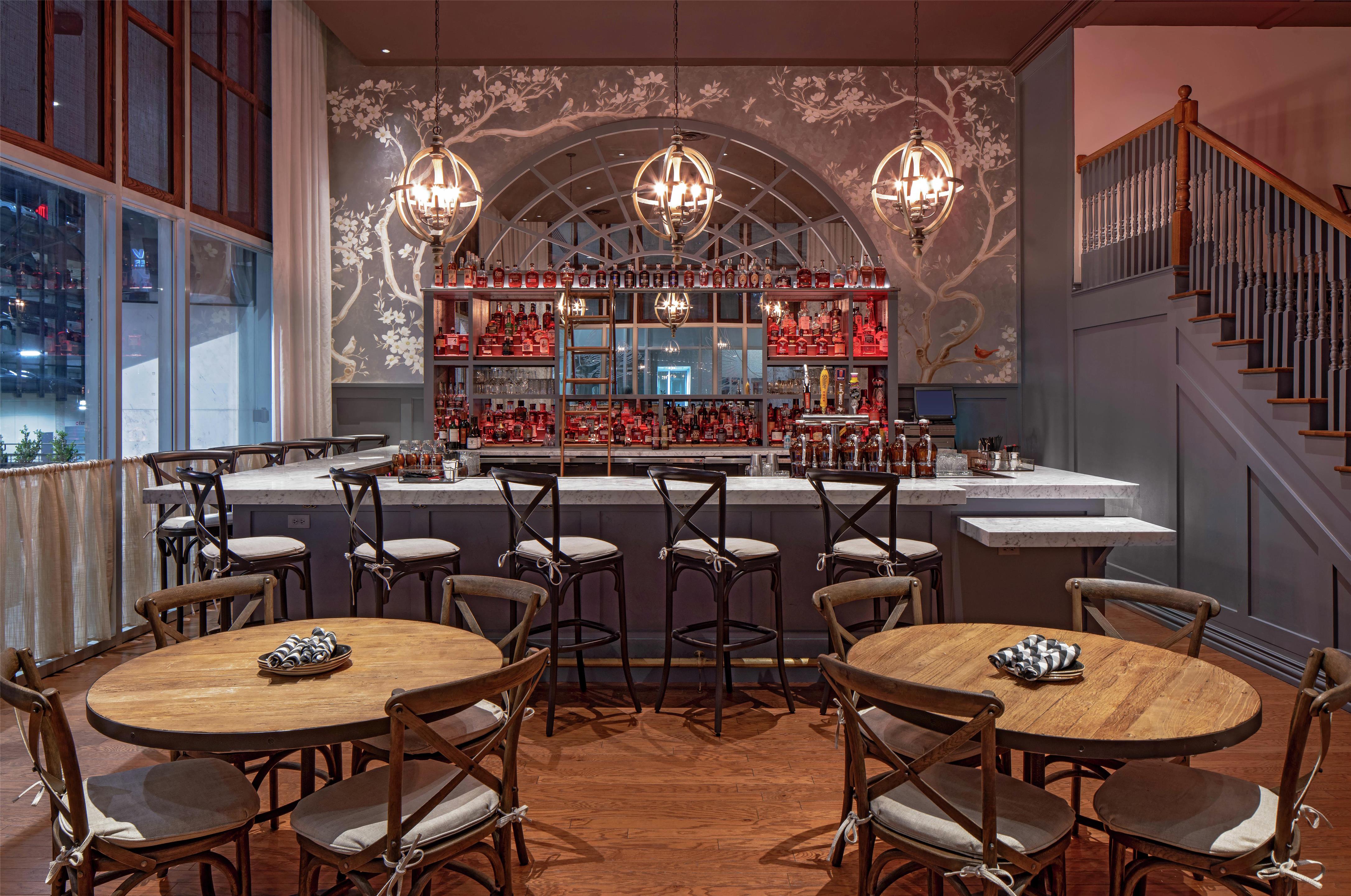 Restaurant | Hilton Garden Inn Downtown Dallas